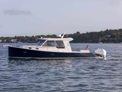 True North 39 side profile