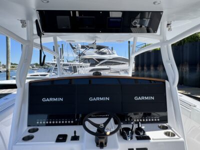 Southport 38 FE Garmin