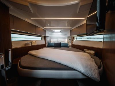 Antares 9 updated main sleeping salon