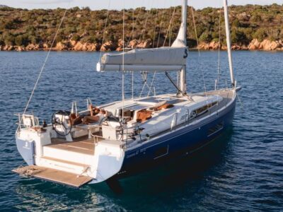 oceanis 47 with swim platform