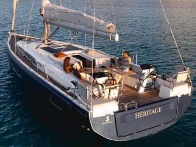 oceanis 47 at mooring