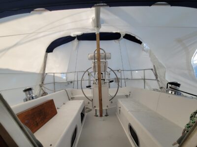 2006-catalina-320-19