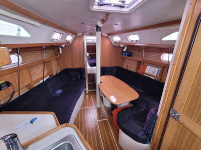 2006-catalina-320-21
