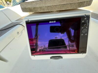 2010-beneteau-oceanis-43-14