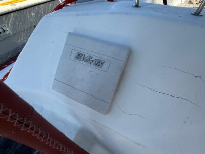 2010-beneteau-oceanis-43-17