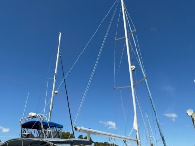 2010-beneteau-oceanis-43-4