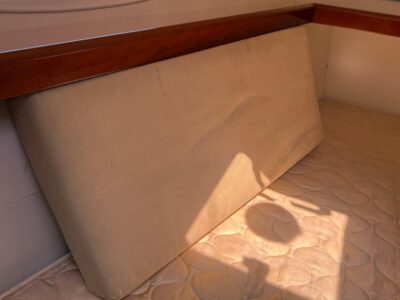 2010-beneteau-oceanis-43-59