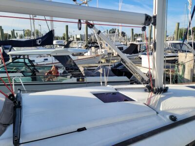 2014-jeanneau-sun-odyssey-379-13