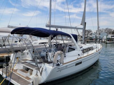 2015-beneteau-oceanis-45-1