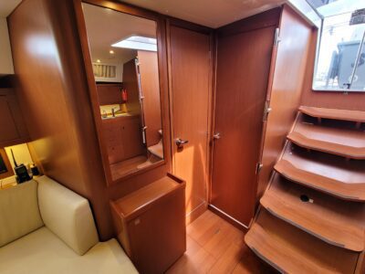 2015-beneteau-oceanis-45-26