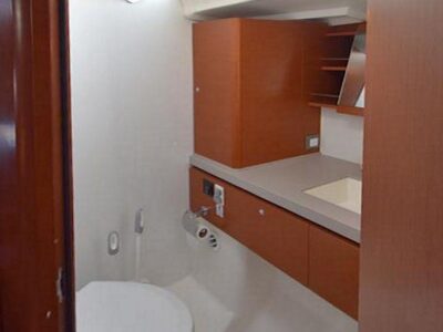 2019-beneteau-oceanis-51-1-13