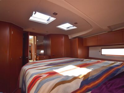 2019-beneteau-oceanis-51-1-9