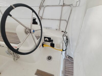 2020-beneteau-oceanis-30-1-13