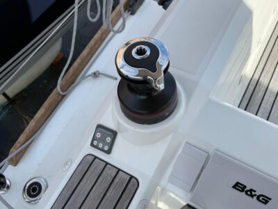 2021-beneteau-oceanis-35-1-10