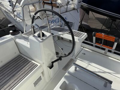 2021-beneteau-oceanis-35-1-11