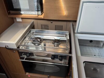2021-beneteau-oceanis-35-1-15