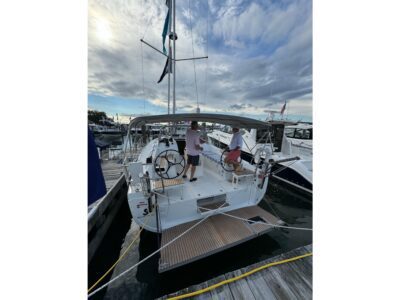 2024-beneteau-oceanis-37-1-10