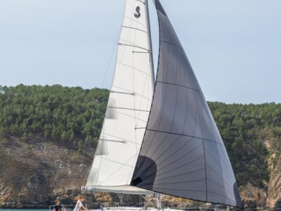 2024-beneteau-oceanis-37-1-2
