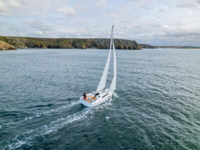 2024-beneteau-oceanis-37-1-5