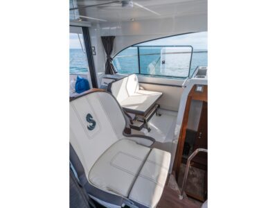 2025-beneteau-antares-11-fly-17