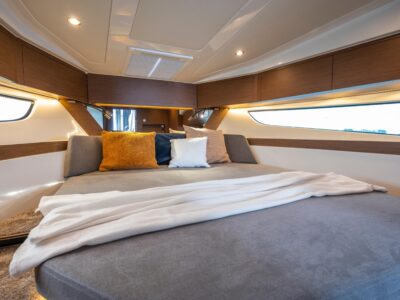 2025-beneteau-antares-11-fly-22