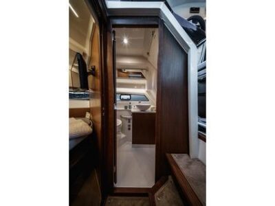 2026-beneteau-antares-9-16