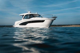 2026-beneteau-antares-9-2