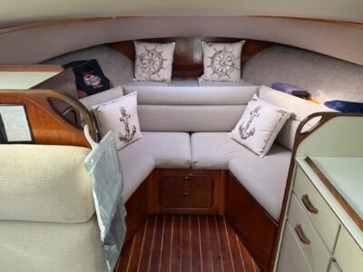 1988-black-watch-30-flybridge-17