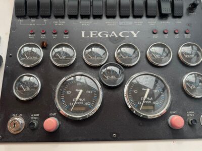 2001-legacy-yachts-34-express-19-1