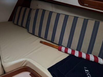 2001-legacy-yachts-34-express-41-1