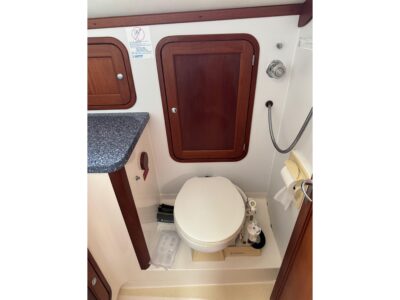 2001-legacy-yachts-34-express-48-1