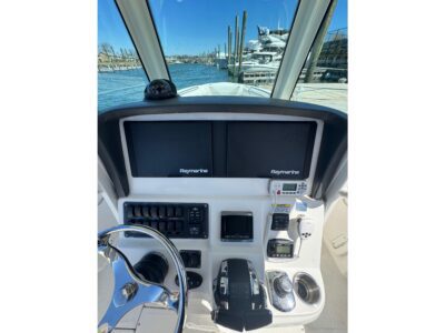 2014-boston-whaler-280-outrage-7-1