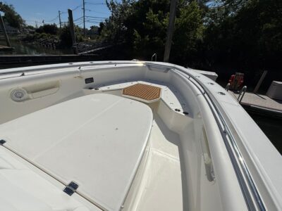 2016-boston-whaler-370-outrage-18-1