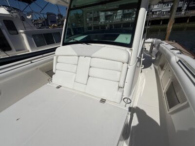 2016-boston-whaler-370-outrage-20-1