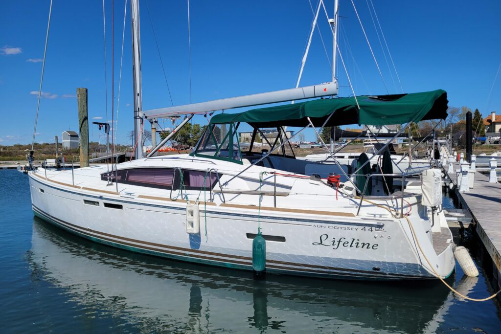 2017 Jeanneau Sun Odyssey 44 DS
