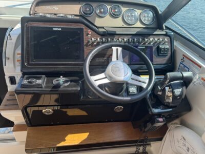 2018-sea-ray-sundancer-350-29