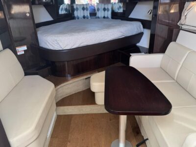 2018-sea-ray-sundancer-350-46