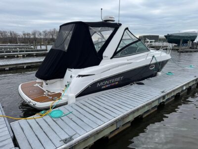 2020-monterey-295-sport-yacht-3-1