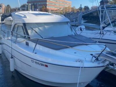 2021-beneteau-antares-8-1