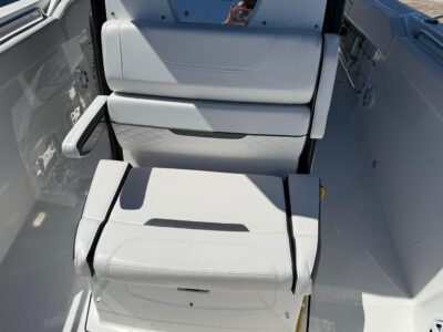 2022-blackfin-272-cc-33-1