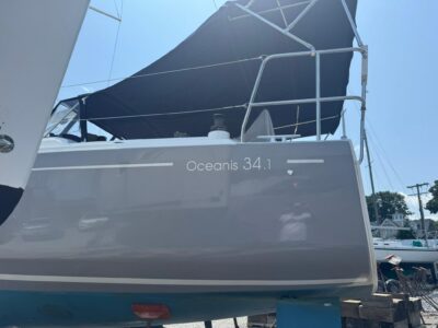 2024-beneteau-oceanis-34-1-25