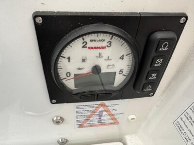 2024-beneteau-oceanis-34-1-4