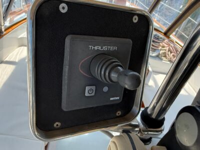 1982-bristol-41-1-center-cockpit-81