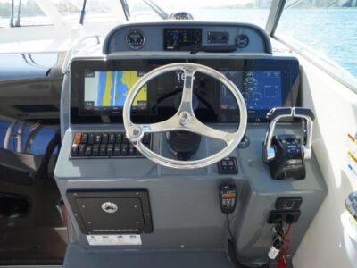 2014-pursuit-os-345-offshore-40