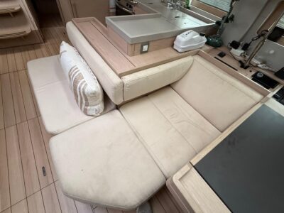 2019-beneteau-oceanis-51-1-20