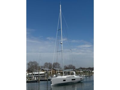 2024-beneteau-oceanis-51-1-2-2