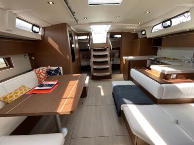 2024-beneteau-oceanis-51-1-6-2