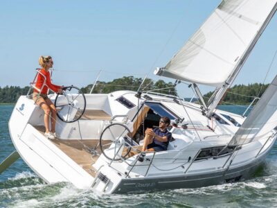 2027-beneteau-oceanis-30-1-4-1