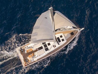 2027-beneteau-oceanis-52-1