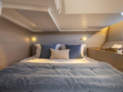2027-beneteau-oceanis-52-10